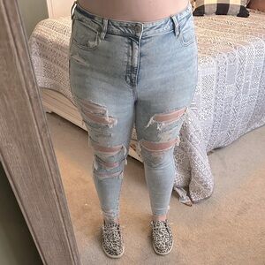 American Eagle Distressed Jeans